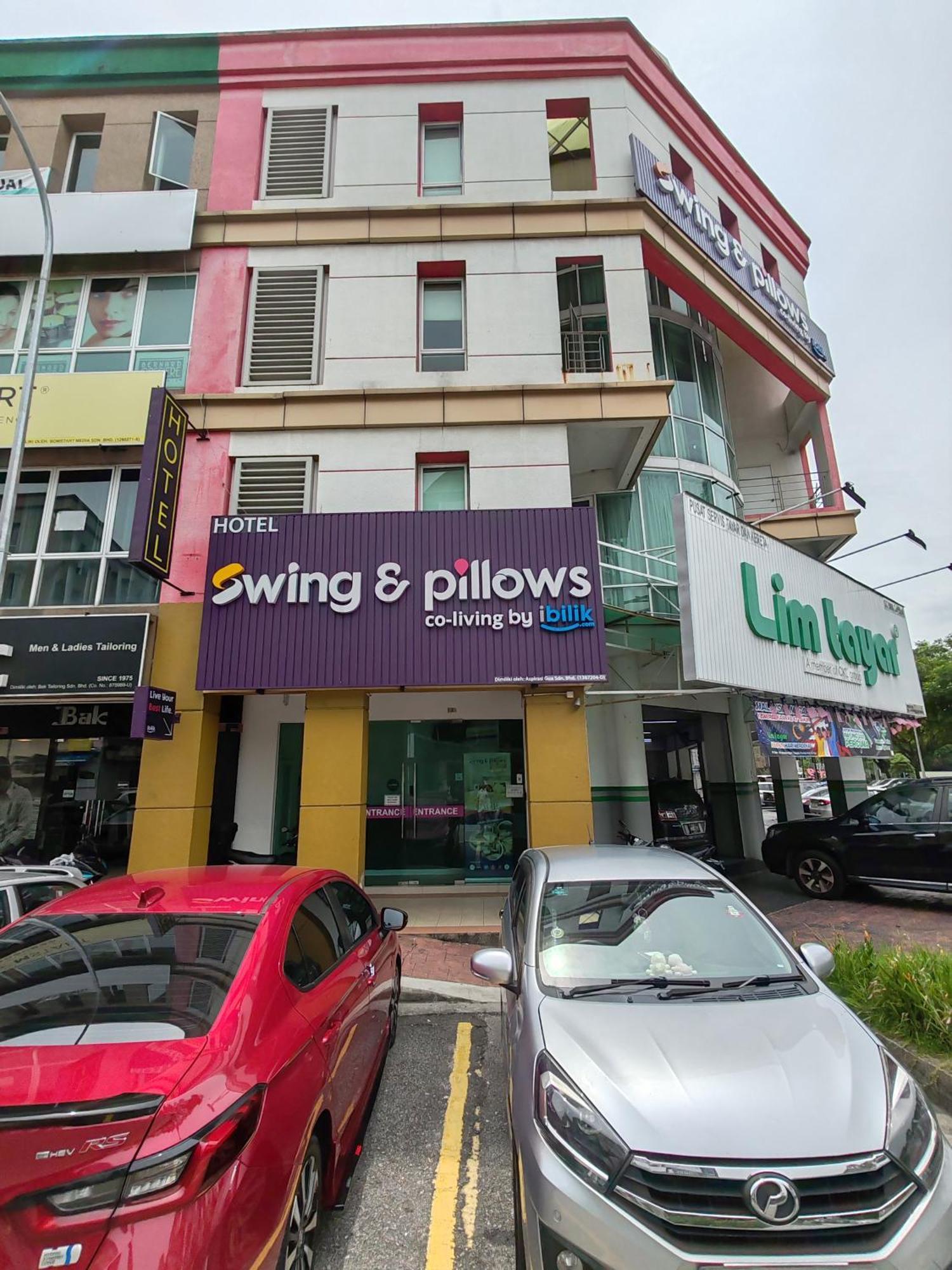 Pillows Plus Kota Damansara Exterior foto